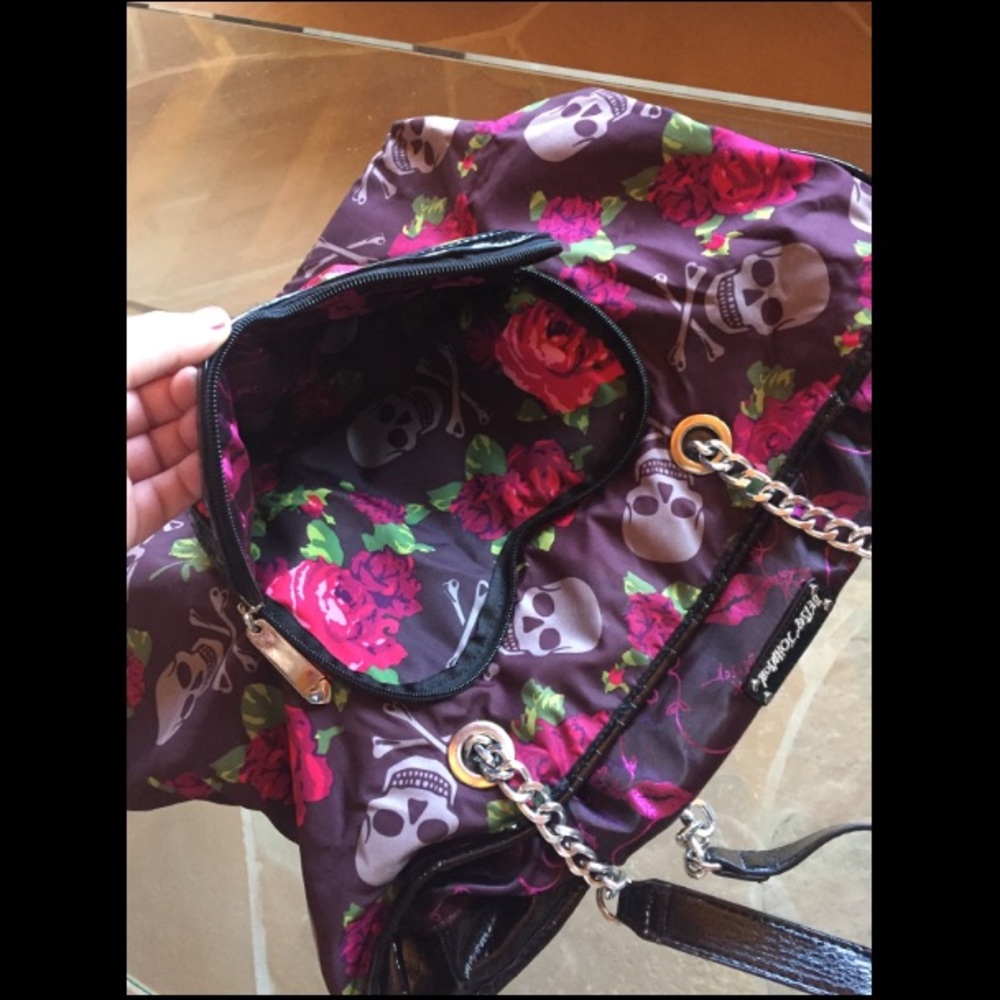 Bestsey Johnson Skull and Rose Shoulder Bag